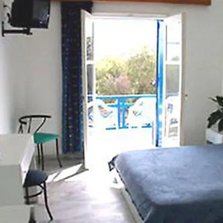 Memories Hotel Monolithos (Santorini)