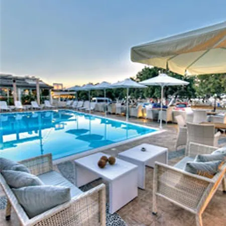 Memories Hotel 2*